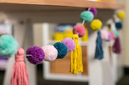 Oh Happy Day Pom-Poms Tassels Garland
