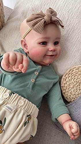 50CM Soft Reborn Toddler Girl Doll with Clothes and Accessories
