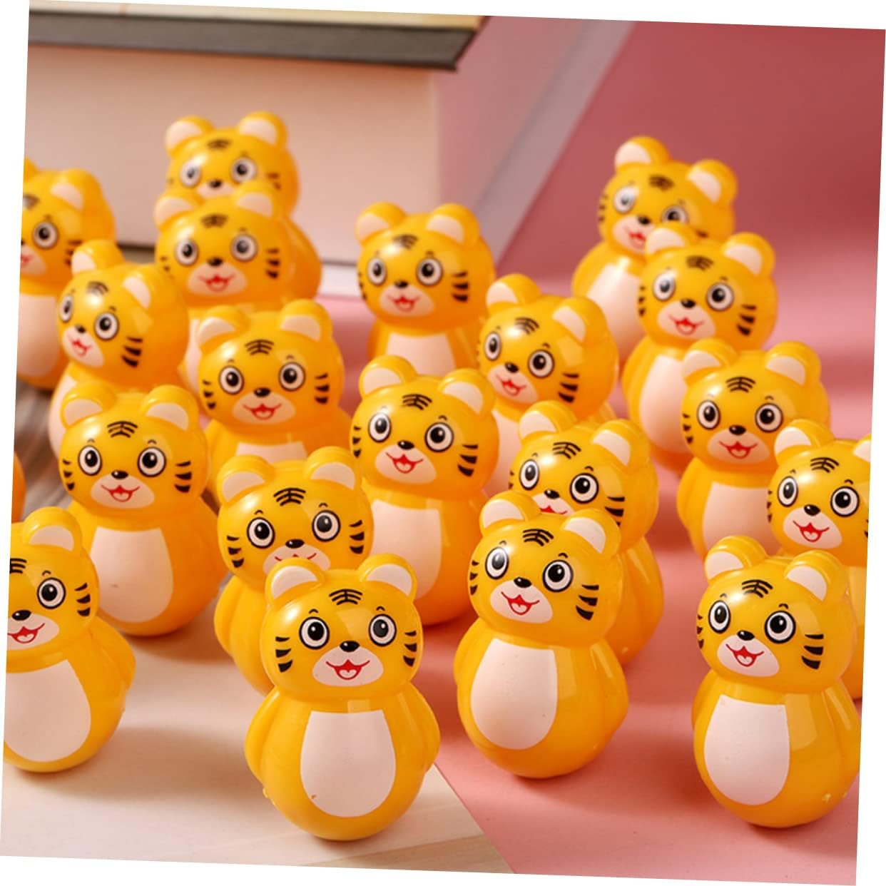 20pcs Tiger Wobbling Toy for Boys Girls Desktop Decor