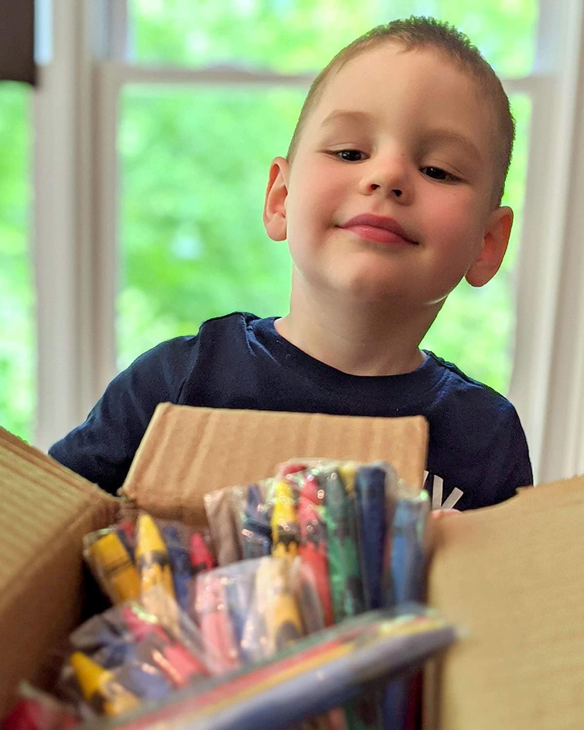 CrayonKing 25 Sets of 4-Packs 100 Bulk Crayons - Non-Toxic