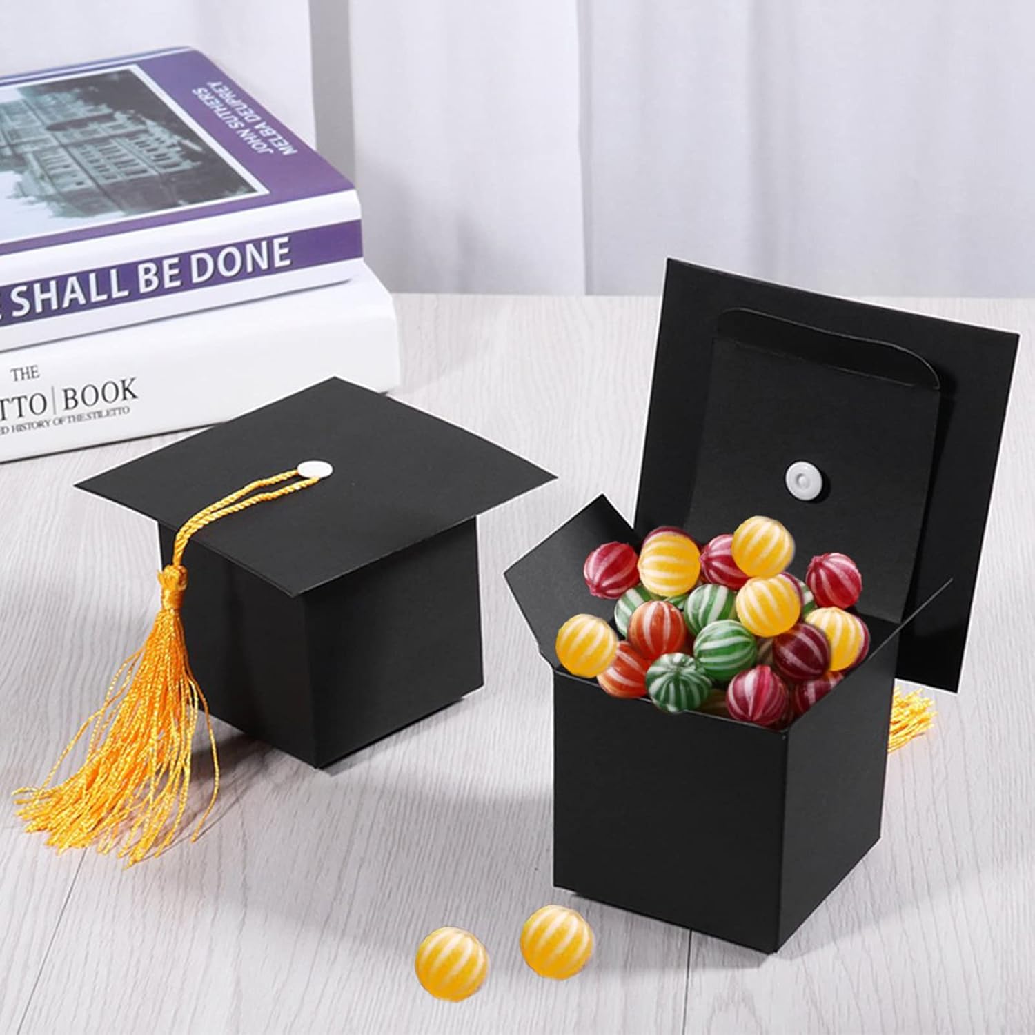 BESSEEK 30Pcs Black Graduation Cap Candy Boxes with Yellow Tassel
