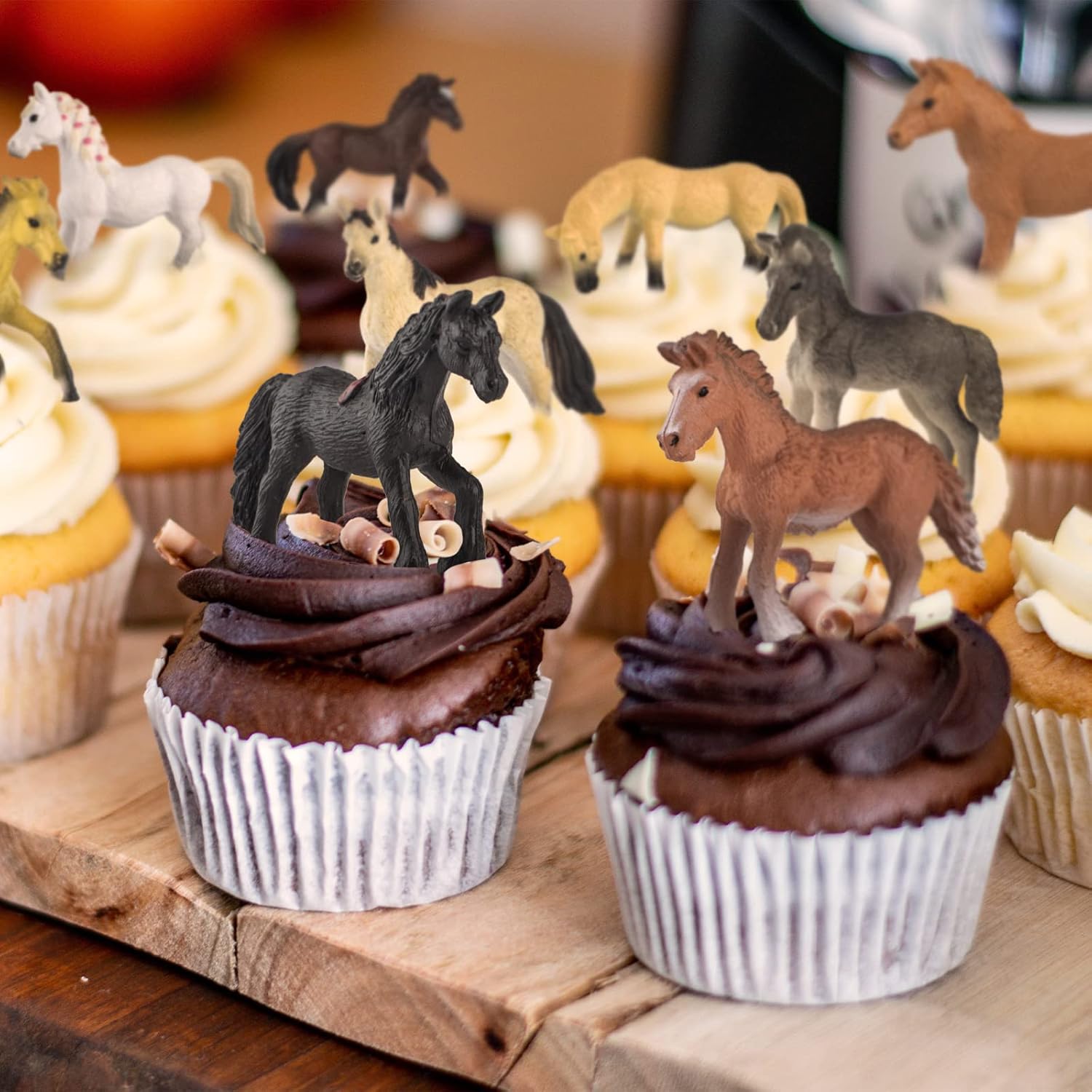 18 Pcs Plastic Realistic Pony Horse Toy Figures Set