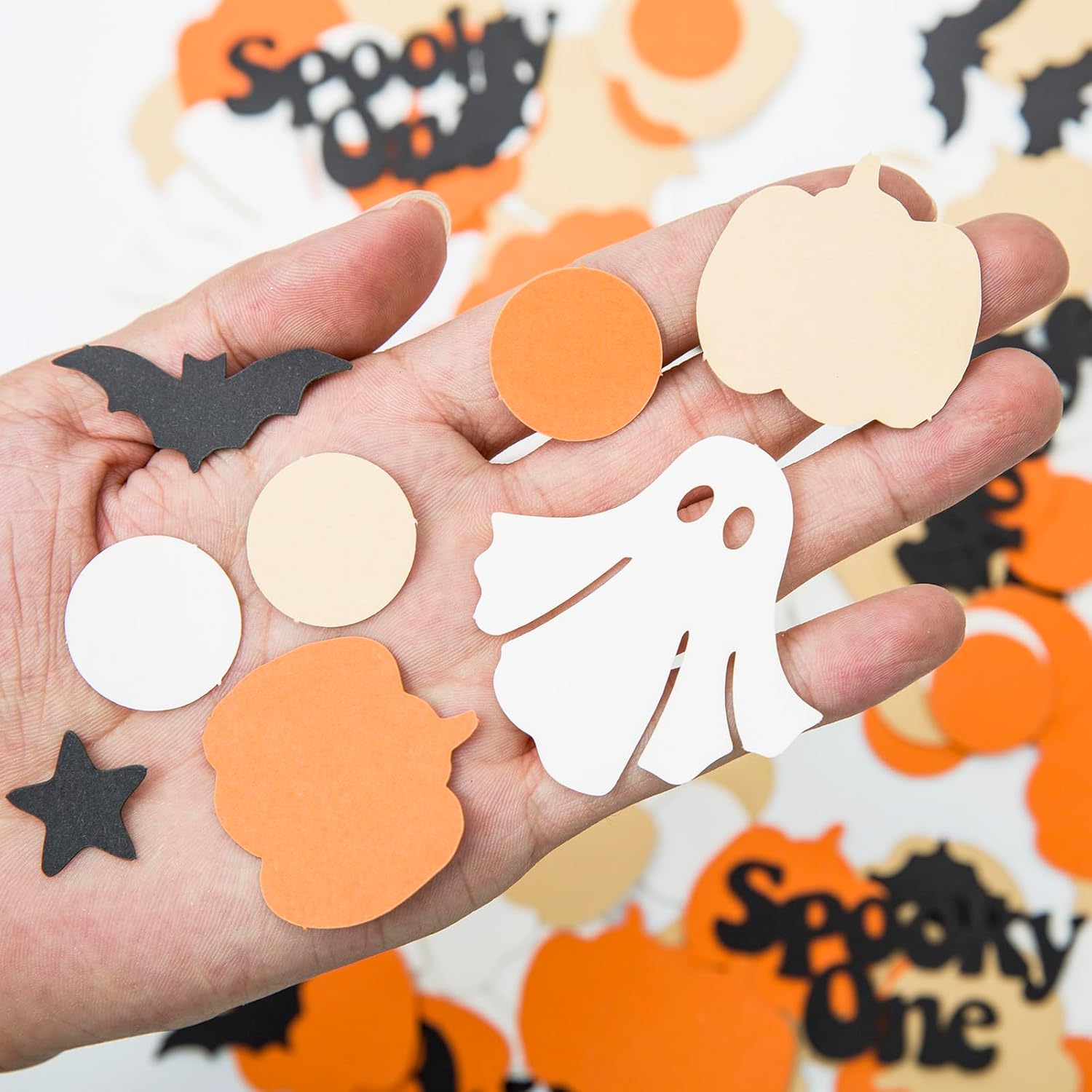UOREND Halloween Pumpkin Star Confetti 200 Pcs
