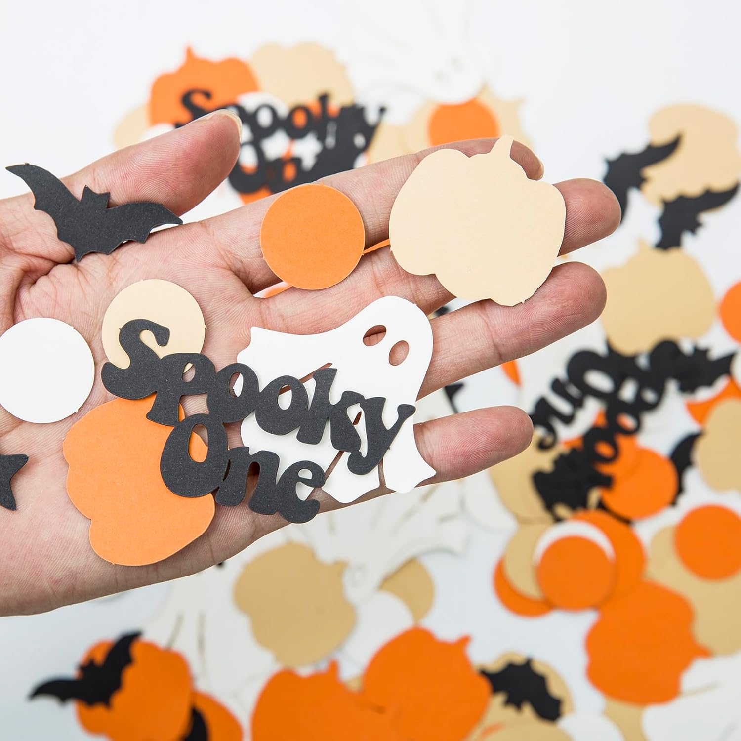 UOREND Halloween Pumpkin Star Confetti 200 Pcs