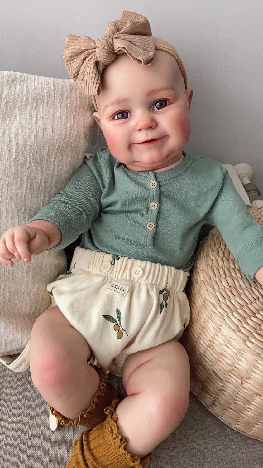 50CM Soft Reborn Toddler Girl Doll with Clothes and Accessories