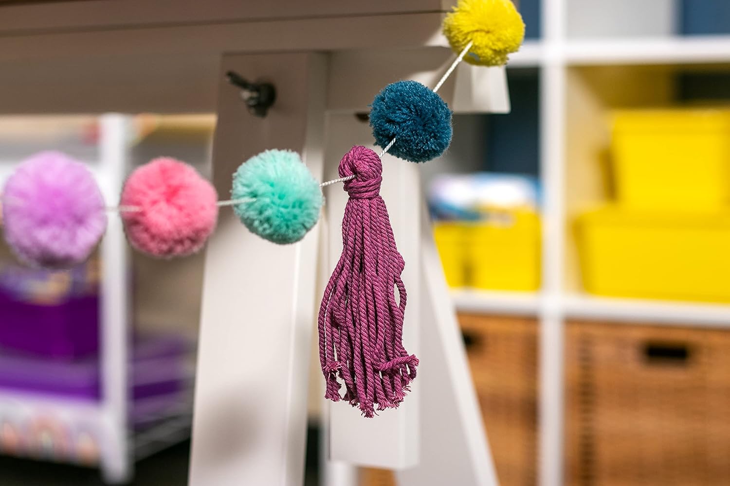 Oh Happy Day Pom-Poms Tassels Garland