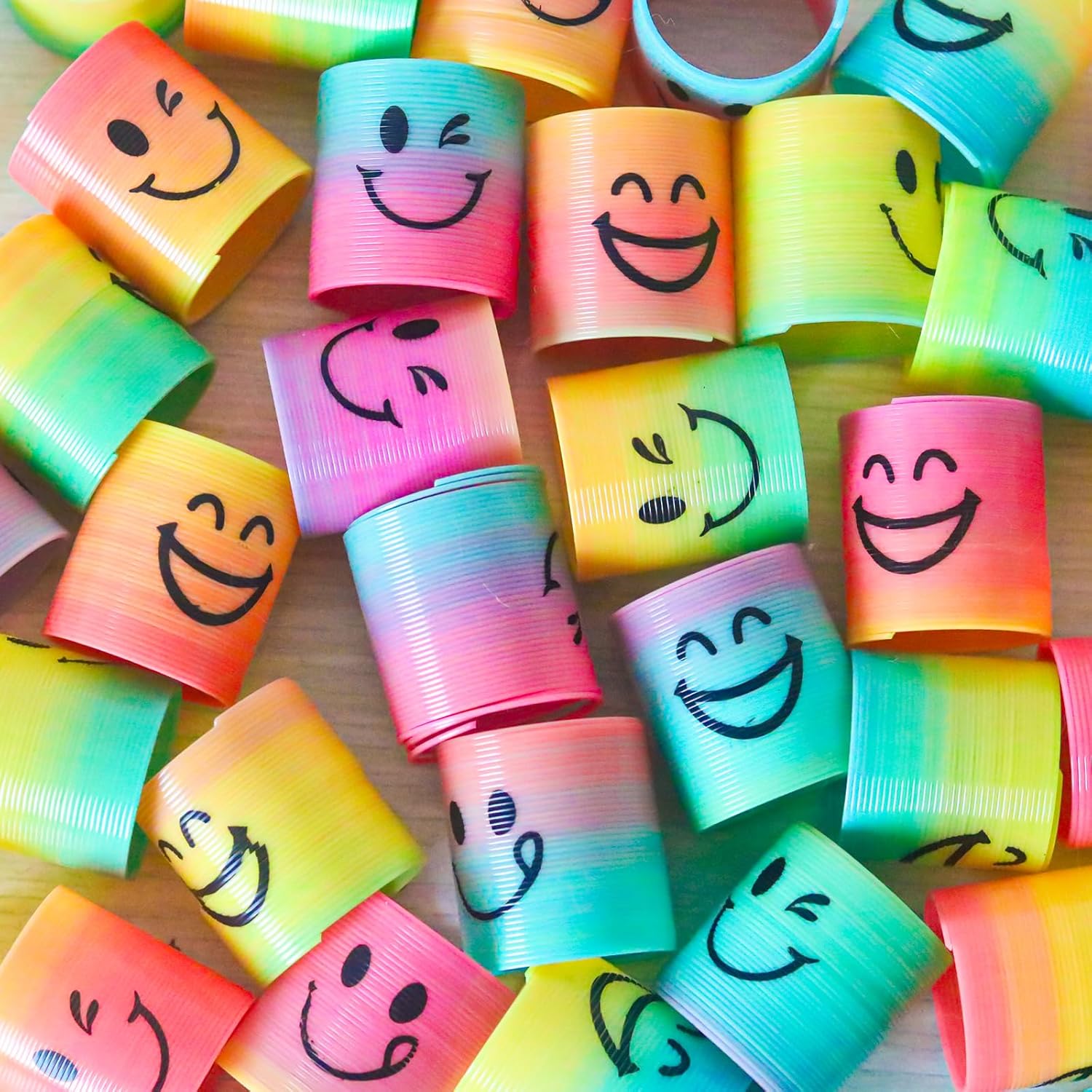Cocurb 32 Pcs Mini Spring Party Favors for Kids
