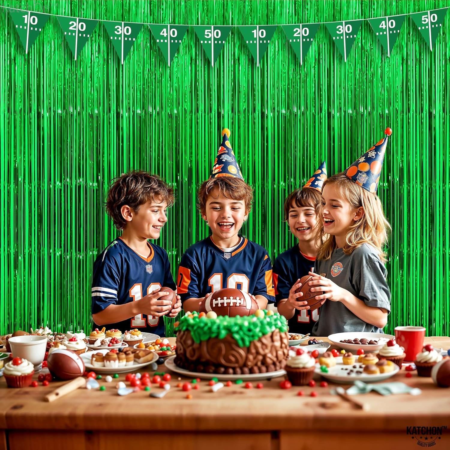 KatchOn Green Streamers 32x8 Ft Pack of 2